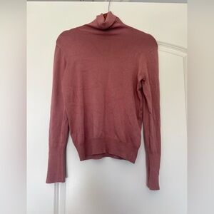 ZARA Lightweight Turtleneck Sweater – Dusty Rose, Size M